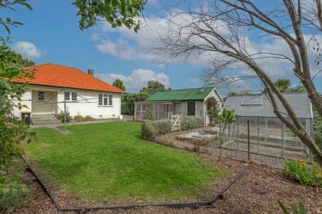 Photo of property in 99 Churchill Avenue, Hokowhitu, Palmerston North, 4410
