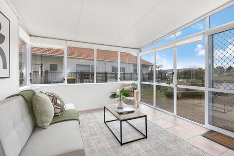 Photo of property in 8 Lakeside Villas, Whitby, Porirua, 5024