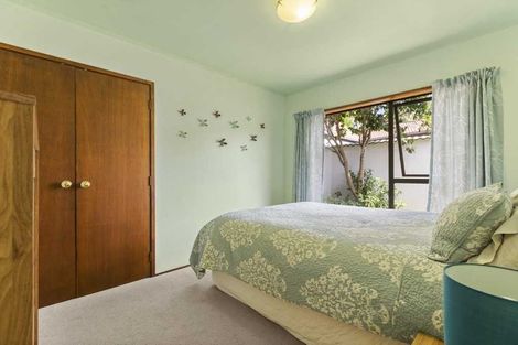 Photo of property in 29 Calman Place, Chatswood, Auckland, 0626