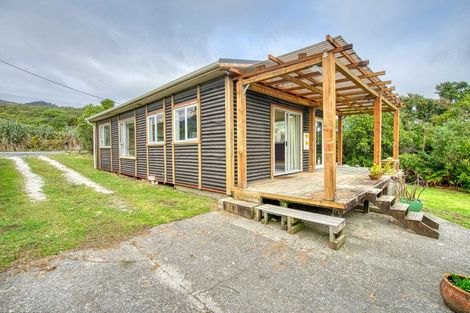 Photo of property in 1307 Coast Road, Nine Mile, Runanga, 7873