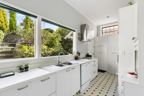 Photo of property in 42 Crawford Road, Kilbirnie, Wellington, 6022