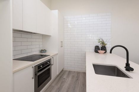 Photo of property in 23j Hendry Avenue, Hillsborough, Auckland, 1042