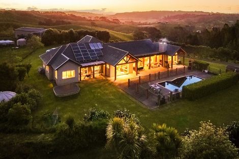 Photo of property in 318 Stoney Creek Road, Kaukapakapa, 0873