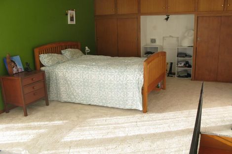 Photo of property in 89 Queens Drive, Lyall Bay, Wellington, 6022