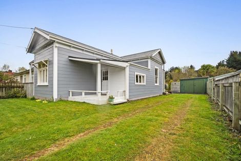 Photo of property in 34 Bruce Street, Hunterville, 4730