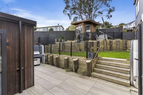 Photo of property in 25b Deverell Place, Northcross, Auckland, 0632