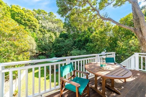 Photo of property in 22 Fitzroy Street, Wadestown, Wellington, 6012