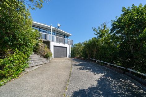 Photo of property in 12a Silverbirch Grove, Churton Park, Wellington, 6037