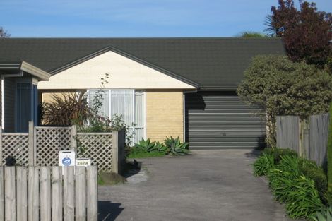 Photo of property in 287a Hobsonville Road, Hobsonville, Auckland, 0618