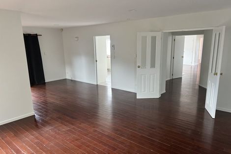 Photo of property in 23 Bluebird Crescent, Unsworth Heights, Auckland, 0632