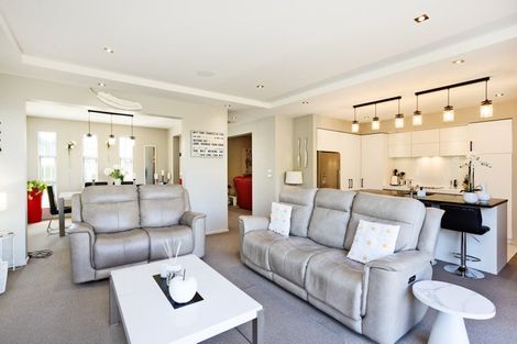 Photo of property in 11 Northside Drive, Waikiwi, Invercargill, 9810