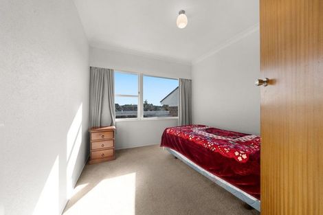 Photo of property in 75 Lawrence Crescent, Hillpark, Auckland, 2102