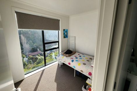 Photo of property in 6 Ara Patukawenga, Tawa, Wellington, 5028