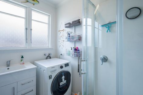 Photo of property in 21 Centennial Road, Tahunanui, Nelson, 7011