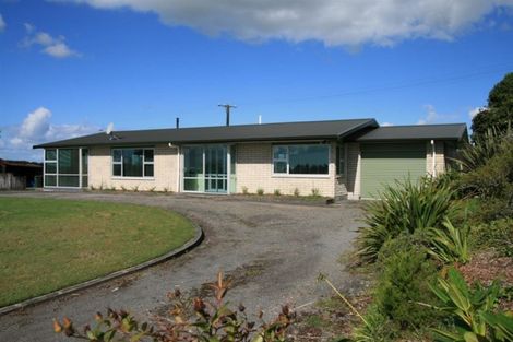 Photo of property in 2599 Mountain Road, Tariki, Stratford, 4394