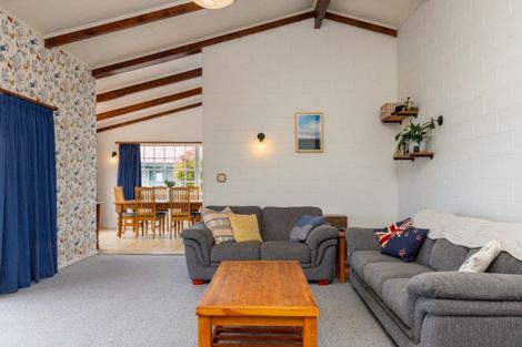 Photo of property in 10 Newbourne Crescent, Redwoodtown, Blenheim, 7201