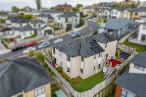 Photo of property in 24 Eric Gifford Drive, Ranui, Auckland, 0612