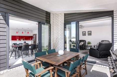 Photo of property in 6 Stonedale Drive, Pukekohe, 2120