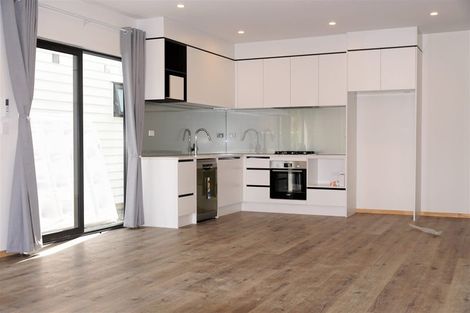 Photo of property in 17b Lavery Place, Sunnynook, Auckland, 0632