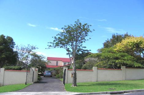 Photo of property in 8 Sharon Road, Waiake, Auckland, 0630