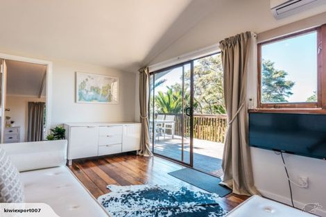 Photo of property in 112 Fairview Avenue, Fairview Heights, Auckland, 0632