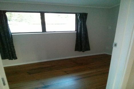 Photo of property in 2/668 Whangaparaoa Road, Stanmore Bay, Whangaparaoa, 0932