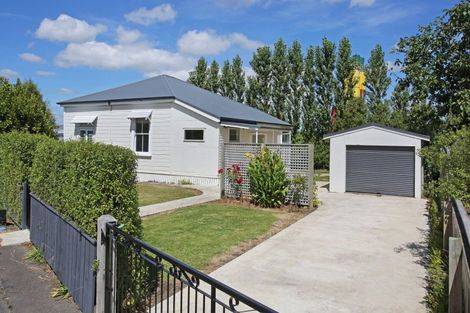 Photo of property in 1 Cadman Street, Dannevirke, 4930