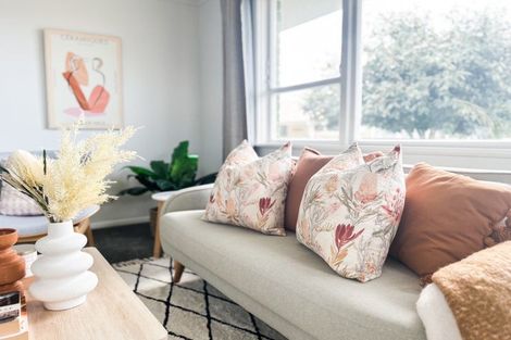 Photo of property in 4 Ross Street, Levin, 5510