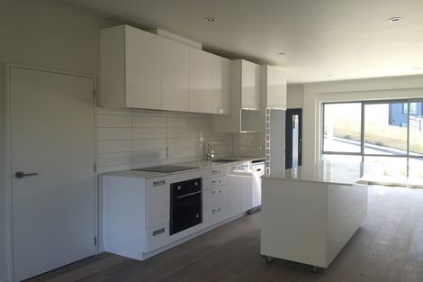 Photo of property in 5/27 Powell Street, Avondale, Auckland, 1026