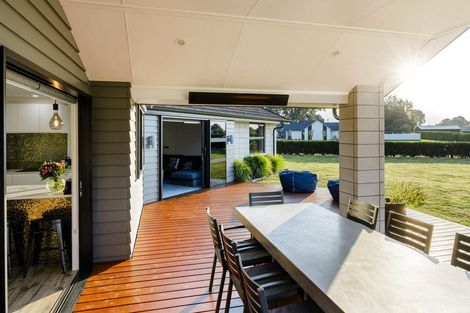 Photo of property in 11 South Oaks Close, Pukemoremore, Cambridge, 3493