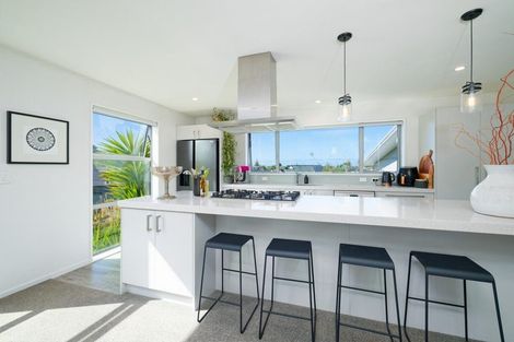 Photo of property in 16 Swyncombe Place, Kaikoura Flat, Kaikoura, 7371