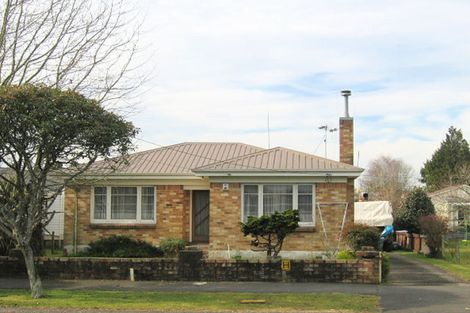 Photo of property in 16 Primrose Street, Frankton, Hamilton, 3204