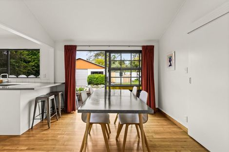 Photo of property in 10 Rush Place, Havelock North, 4130