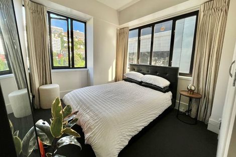 Photo of property in St Peters Apartments, 7e/192 Willis Street, Te Aro, Wellington, 6011