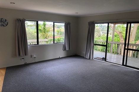 Photo of property in 1/42 Woodlands Crescent, Browns Bay, Auckland, 0630