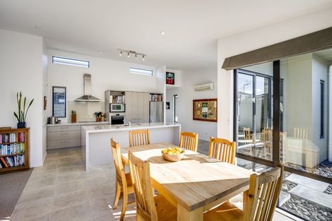 Photo of property in 11 Pania Place, Poraiti, Napier, 4112