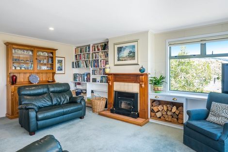 Photo of property in 2 Tui Crescent, Waikanae, 5036