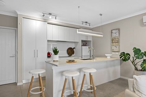 Photo of property in 62 Rewa Rewa Lane, Orewa, 0931