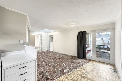 Photo of property in 71 Grange Street, Winton, 9720