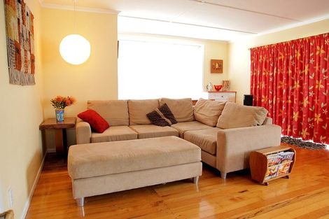 Photo of property in 44 Sarah Street, Waikawa Beach, Levin, 5573