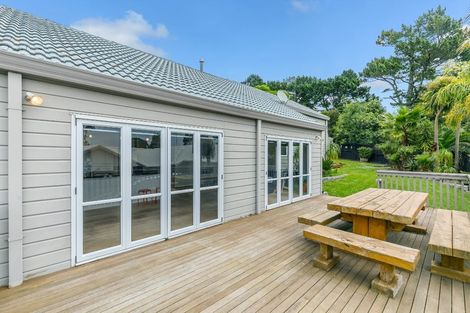 Photo of property in 5 Bushlands Park Drive, Albany, Auckland, 0632