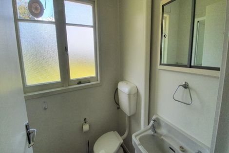 Photo of property in 125 Birkdale Road, Birkdale, Auckland, 0626