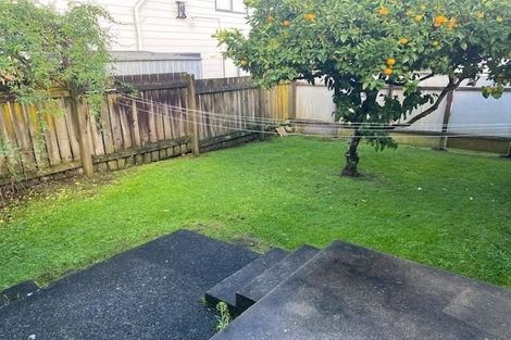 Photo of property in 37 Pembroke Street, Hamilton Lake, Hamilton, 3204