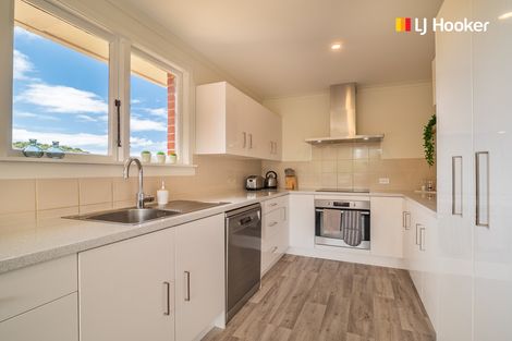 Photo of property in 9 Martin Road, Fairfield, Dunedin, 9018