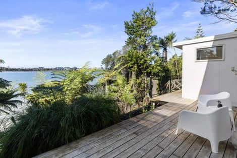 Photo of property in 27 Ferry Parade, Herald Island, Auckland, 0618