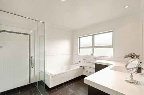 Photo of property in 4 Roger Street, Lytton West, Gisborne, 4010