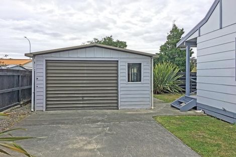 Photo of property in 7 Peter Hall Drive, Kelvin Grove, Palmerston North, 4414