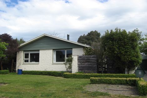 Photo of property in 9 Simon Place, Woodend, 7610