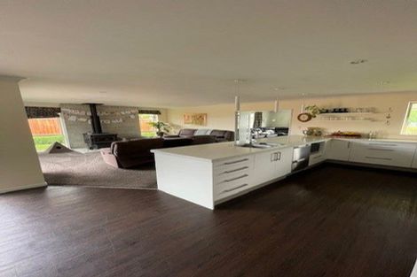 Photo of property in 18 Franklin Drive, Rangiora, 7400