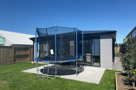 Photo of property in 32 Armitage Road, Wellsford, 0900